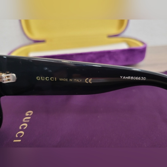 Gucci  Sunglasses, Brand New, Overside - Picture 8 of 10
